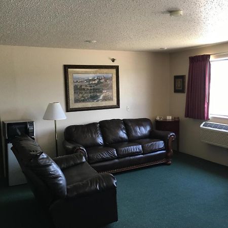 Cassville Four Seasons Inn & Suites Esterno foto
